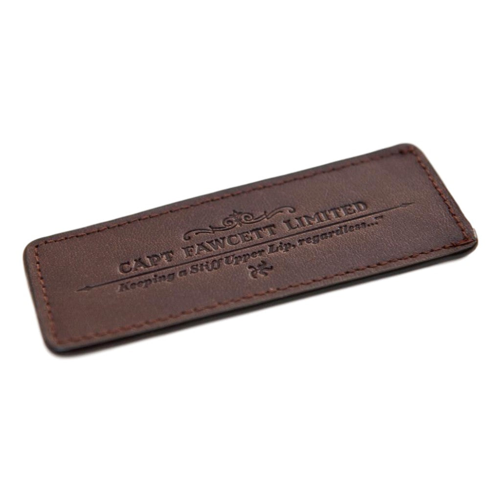福塞特船长的折叠口袋胡须梳皮套 (CF.82T)
